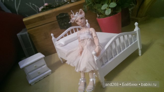 Красота в миниатюре. Авторская куколка Анастасии Дедковой (фото 7)