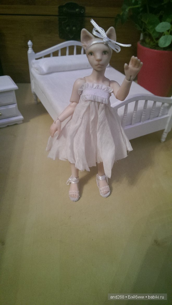 Красота в миниатюре. Авторская куколка Анастасии Дедковой (фото 9)