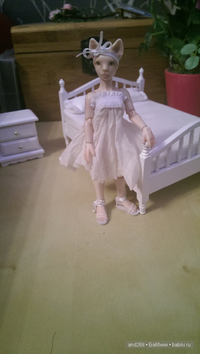 Красота в миниатюре. Авторская куколка Анастасии Дедковой (фото 8)