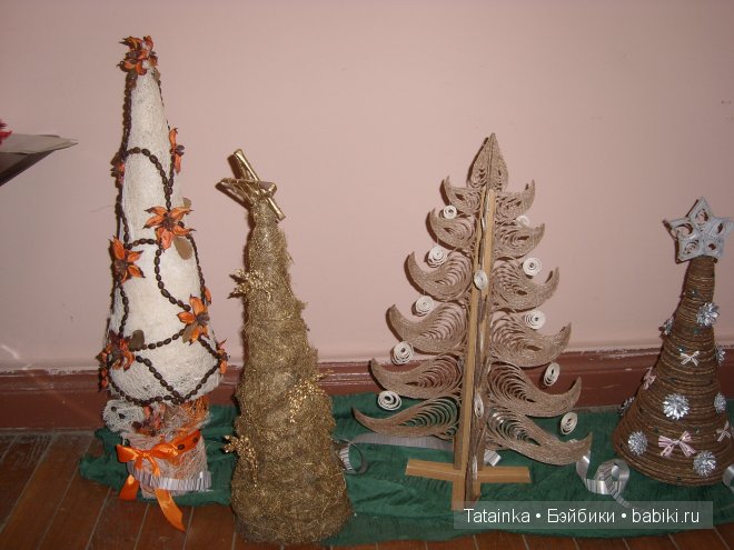 В библиотеку … за новогодним настроением! Поделки елочки своими руками (фото 7)