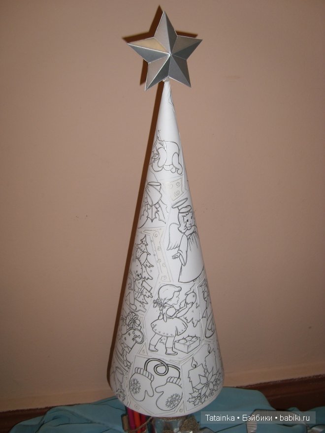 В библиотеку … за новогодним настроением! Поделки елочки своими руками