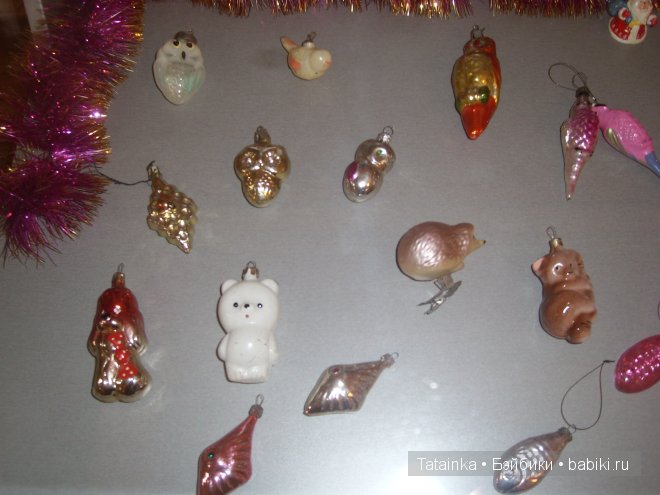 В библиотеку… за новогодним настроением! Игрушки детства 2