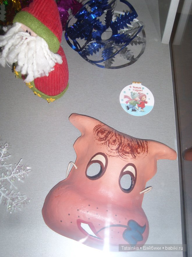 В библиотеку… за новогодним настроением! Игрушки детства 2