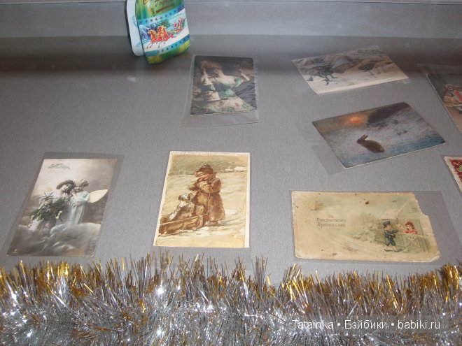 В библиотеку… за новогодним настроением! Игрушки детства 2