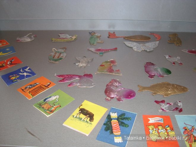 В библиотеку… за новогодним настроением! Игрушки детства 2