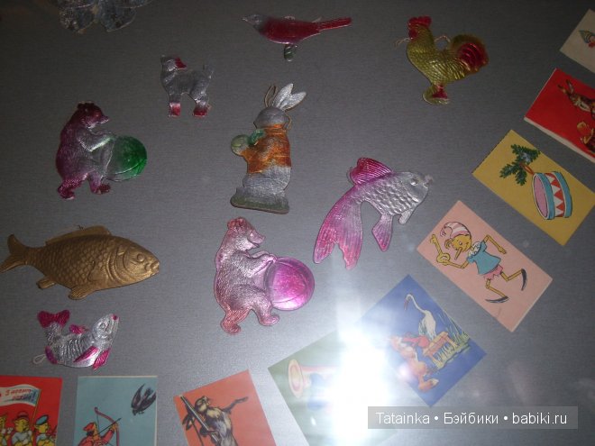 В библиотеку… за новогодним настроением! Игрушки детства 2