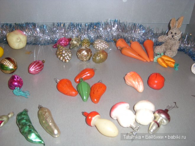 В библиотеку… за новогодним настроением! Игрушки детства 2