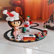 Карамелька mini mui chan готовится к Рождеству