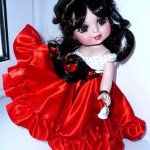 Яркая и зажигательная фарфоровая кукла от Мари Осмонд