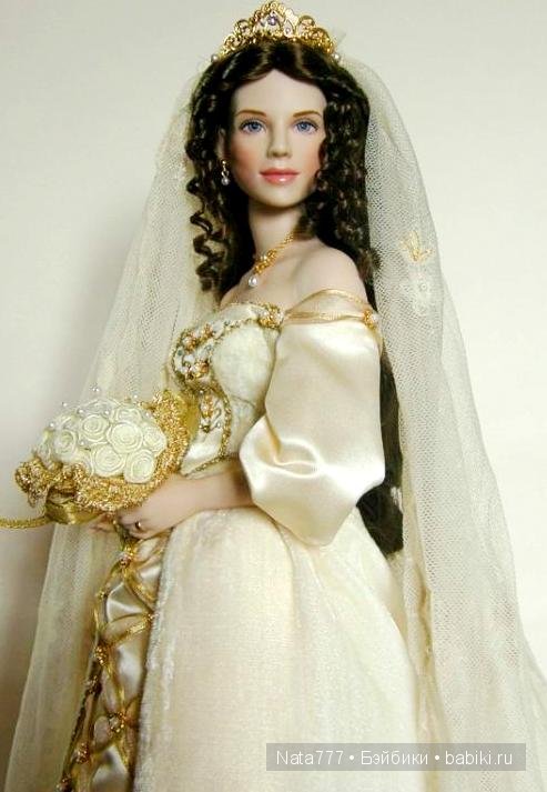 Роскошная фарфоровая кукла от Франклин Минт Принцесса Александра (фото 9)