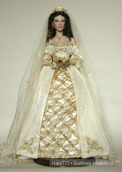 Роскошная фарфоровая кукла от Франклин Минт Принцесса Александра (фото 8)