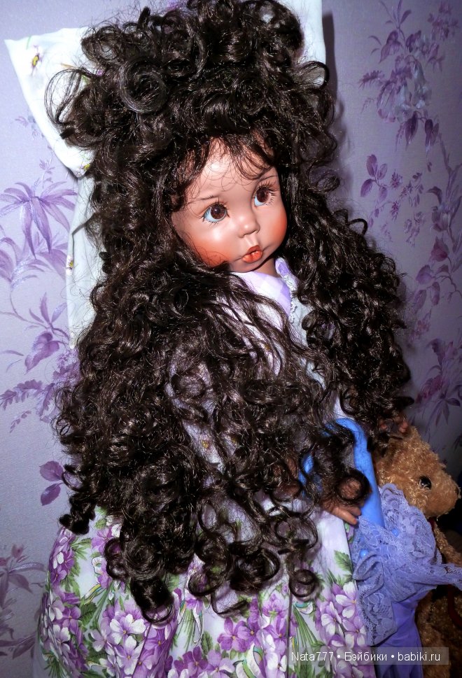 Роскошная и очаровательная фарфоровая кукла от Линды Рик