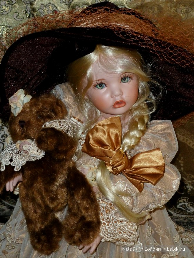 "Прекрасная незнакомка" фарфоровая кукла от Линды Рик
