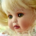 "Нежный цветочек", фарфоровая кукла от Мари Осмонд