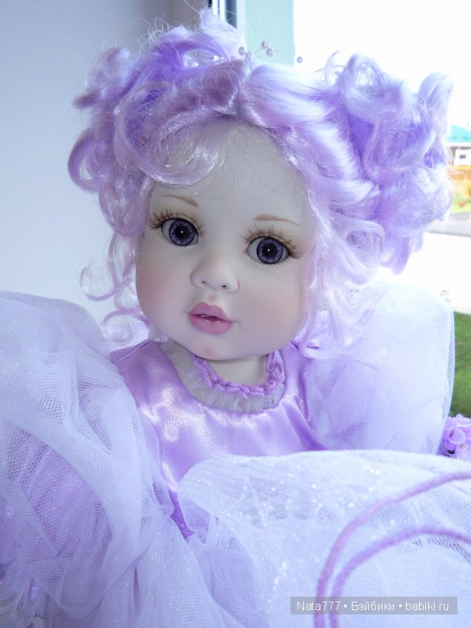"Sabrina" фарфоровая кукла от Мари Осмонд (фото 3)