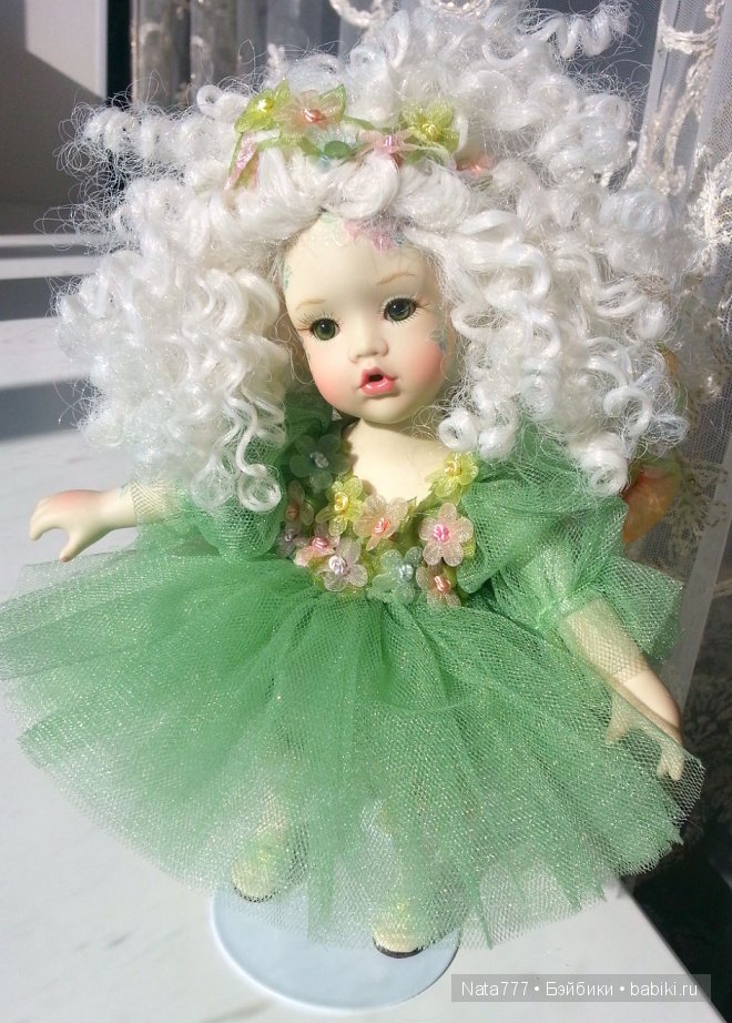 Прекрасная Табита фарфоровая кукла (фото 2)