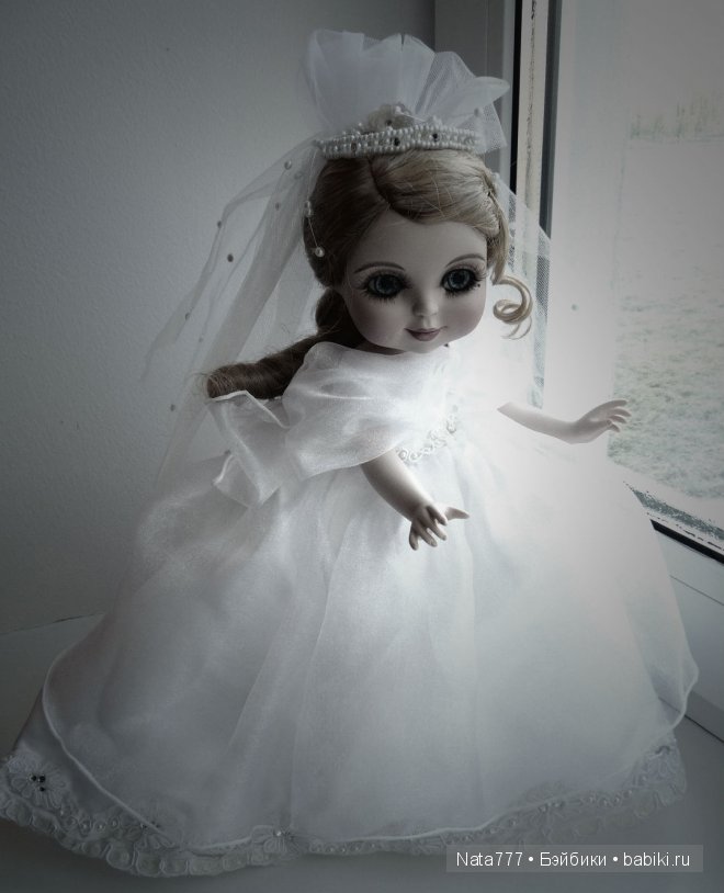 "Невеста" Фарфоровая кукла от Мари Осмонд (фото 3)