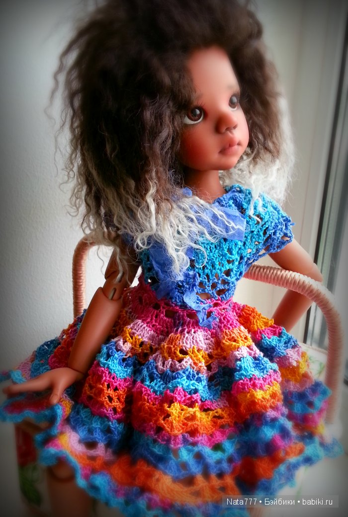 Новый яркий наряд для кукол Kaye Wiggs (фото 4)