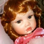 Очаровательная красавица из фарфора