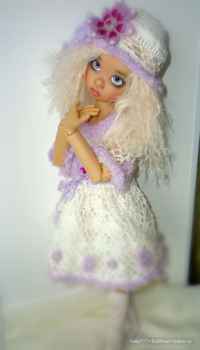 Нежная и милая Грэйси в новом наряде (фото 8)