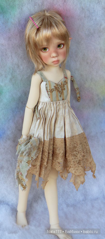 Первые фабричные образцы Missy by Kaye Wiggs