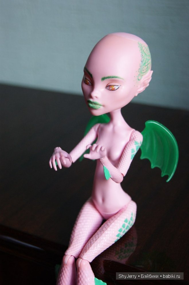 Ящерка. Маленькая эволюция. Monster High, GrotesqueDoll (фото 3)