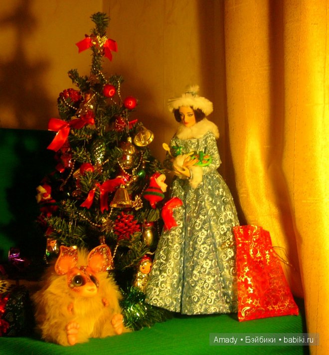 Снегурочка поздравляет малышей