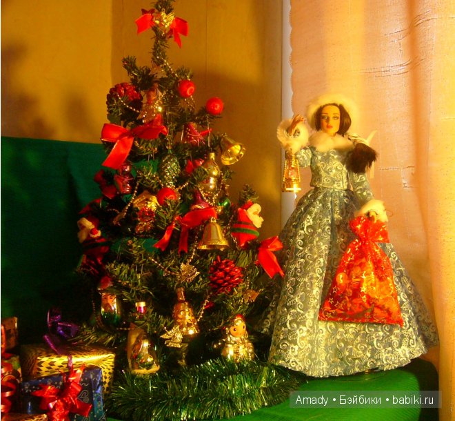 Снегурочка поздравляет малышей