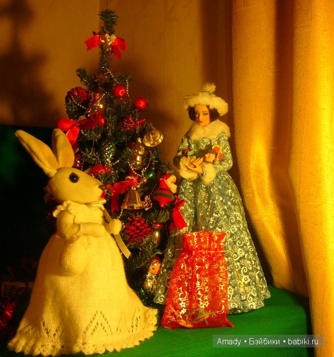 Снегурочка поздравляет малышей