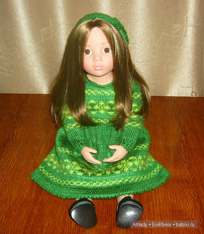 Зеленое платье с орнаментом для малышки Готс