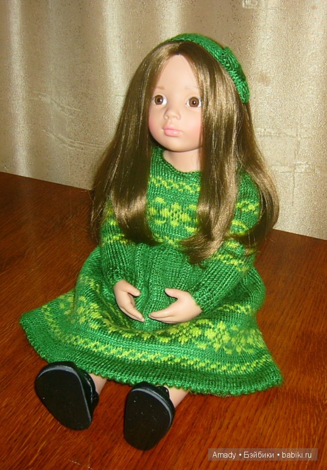 Зеленое платье с орнаментом для малышки Готс