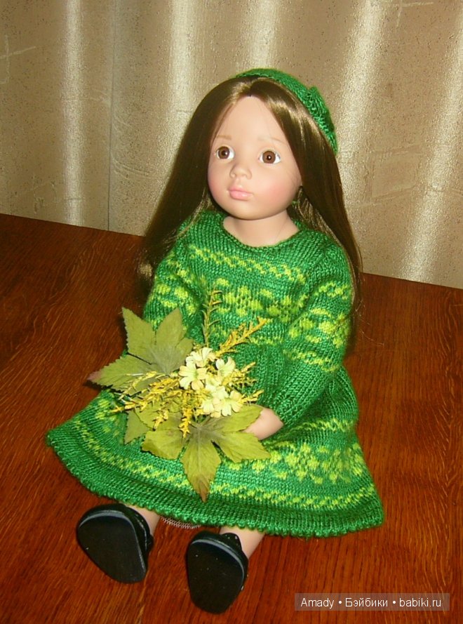 Зеленое платье с орнаментом для малышки Готс