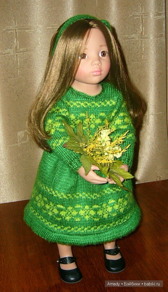 Зеленое платье с орнаментом для малышки Готс