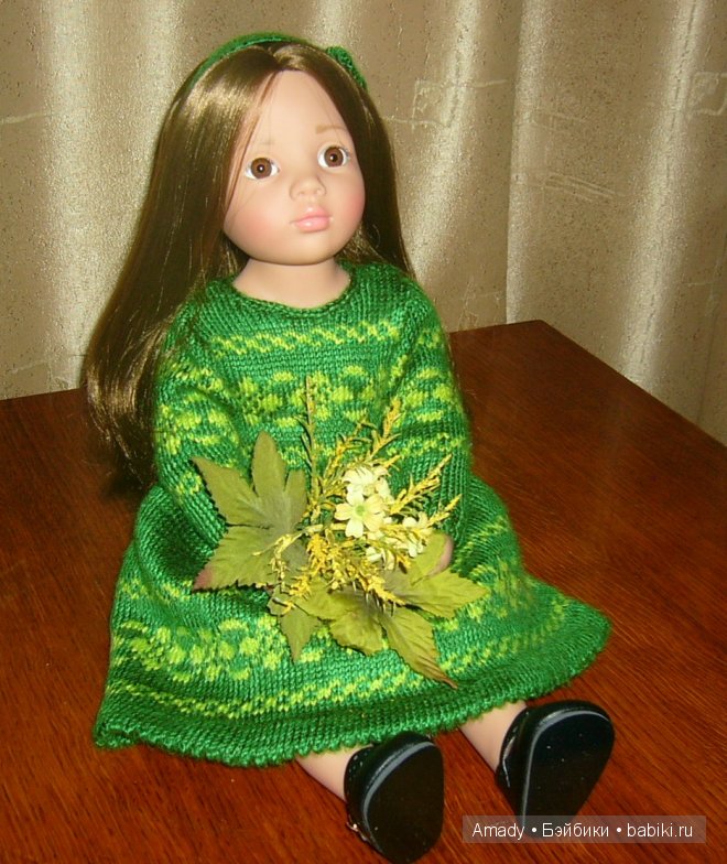 Зеленое платье с орнаментом для малышки Готс