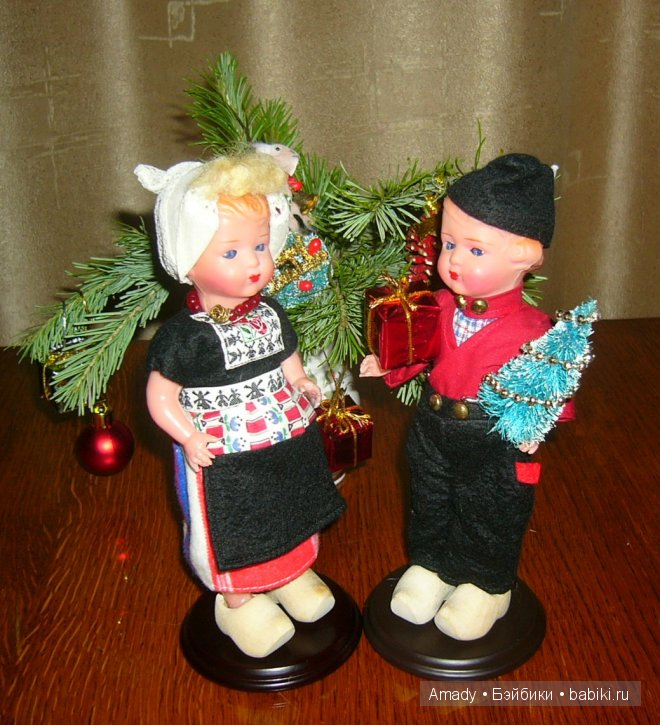 Поздравление с Рождеством от моих винтажных куколок