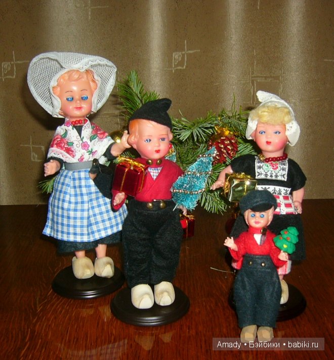 Поздравление с Рождеством от моих винтажных куколок