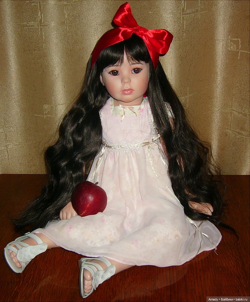 Девочку на каком фото зовут Белоснежка (фото 2)