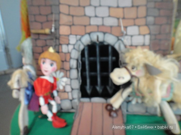 "Кукол дергают за нитки..." или Театр кукол в Смоленске