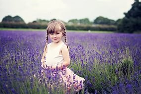 Лавандовое настроение или кукла из фарфора по имени Артемия (фото 5)