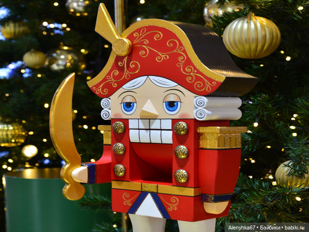 Новогодний парад Щелкунчиков