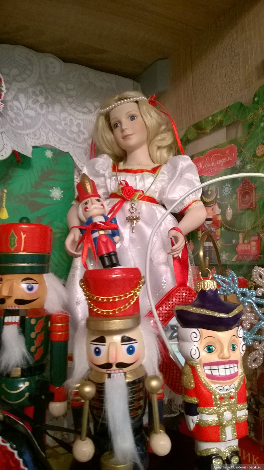 Новогодний парад Щелкунчиков (фото 10)