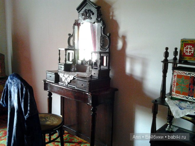 Большая этно-деревня, Усть-Каменогорск. Городок народов мира