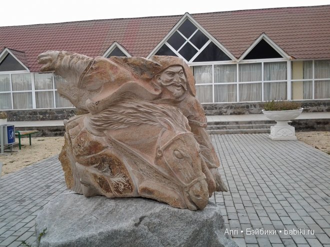 скульптура всадника