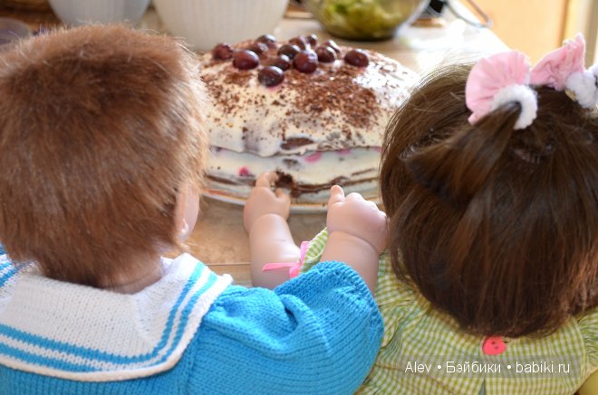 Вкусный топик! Куклы Адора