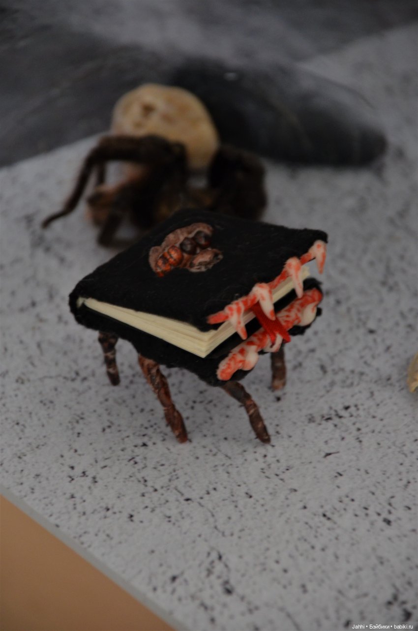 Моя композиция на выставке "Мифы", весна 2023 и краткий обзор самой выставки