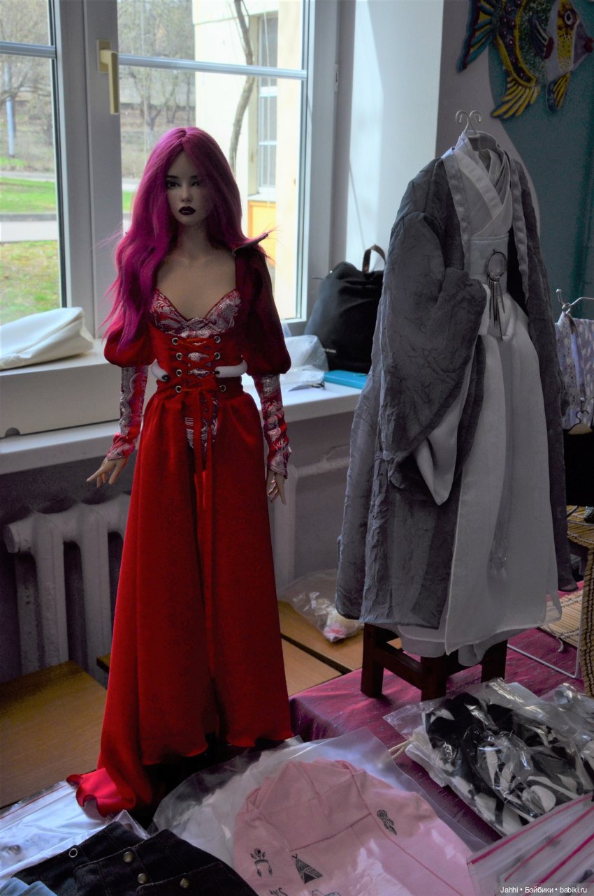 Моя композиция на выставке "Мифы", весна 2023 и краткий обзор самой выставки