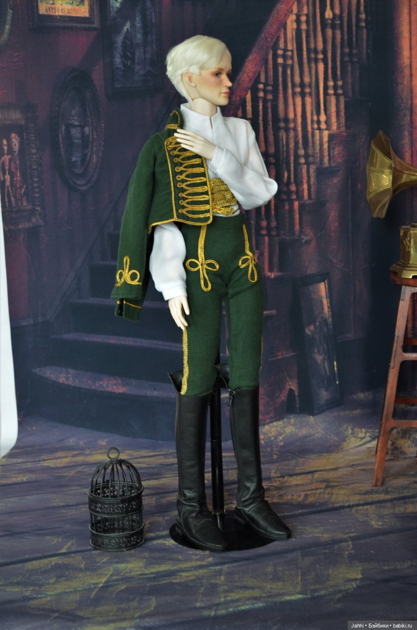 Моя композиция на выставке "Мифы", весна 2023 и краткий обзор самой выставки