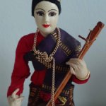 Кукла "восточный музыкант"