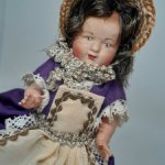 Миниатюрная куколка Petitcollin,9 см.Целлулоид