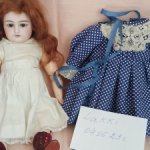 Платье для антикварной куклы